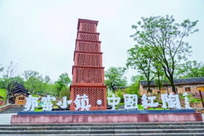 踏板控制转速,手捧泥团塑造形状……河南省信阳市商城县郭窑村郭窑小