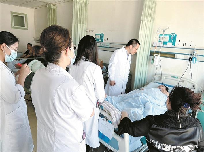 胡锦润 摄