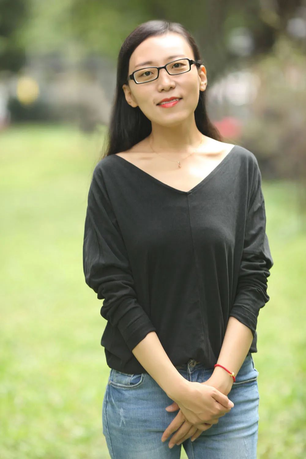 她想要知道,一个人要怎样找到自己身心的安顿,找到最适合自己,最自在