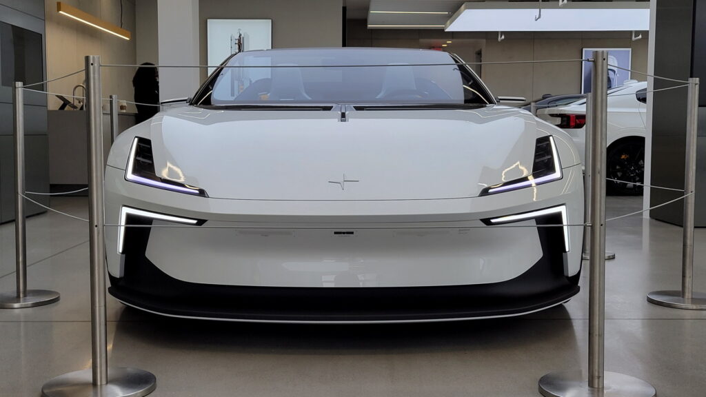 极星6纯电敞篷跑车一周内售罄