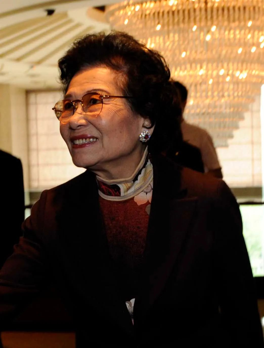 94岁的她首次成为中国女首富!|胡润_新浪财经_新浪网