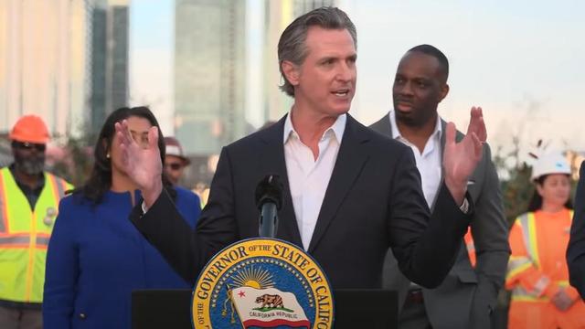 11月13日,加州州长加文·纽森发表讲话