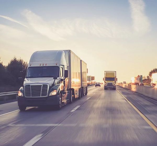 "金融" "生态"的布局,通过与主机厂战略合作,助力商用车经销商企业