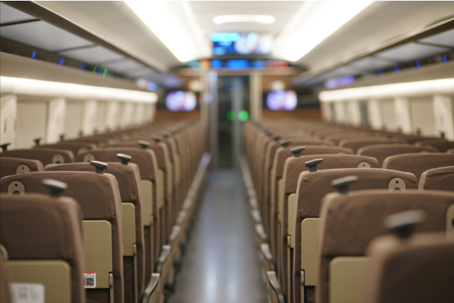 cr400af-z型复兴号智能动车组车厢内部