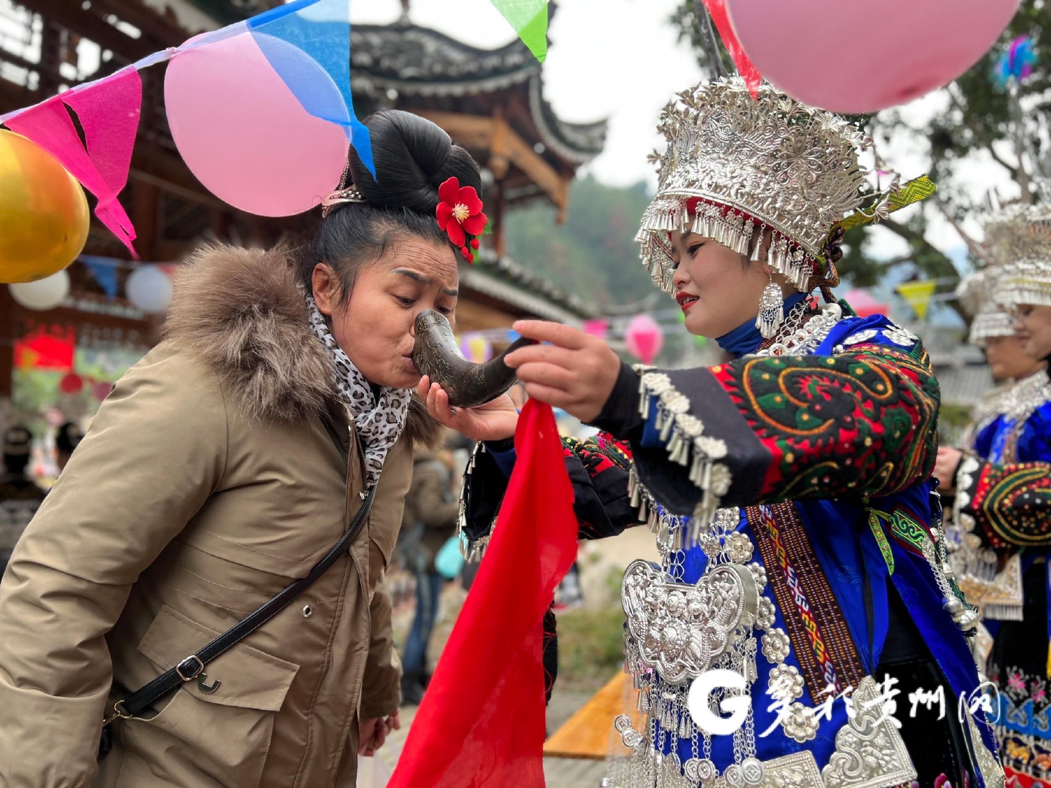 鼓藏节!他们设12道拦门酒迎亲朋|村民_新浪财经_新浪网