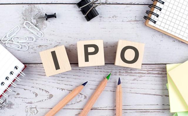 IPO观察丨主营业务毛利率下滑严重 ，和特能源大额分红补窟窿