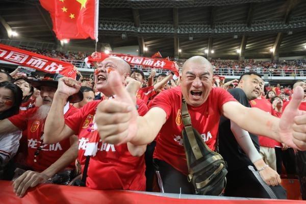 扬科维奇的胜利:下课危机不复存在,国足赢得半年稳定期|扬科维奇_新浪