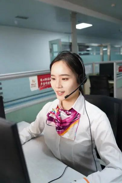 轻言细语暖人心热线服务不打烊联通好服务用心为客户探访纪实之10010