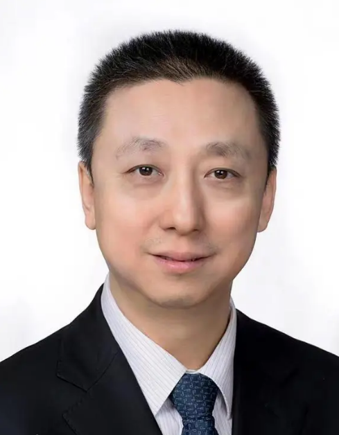 图为银河证券执行委员会委员,副总裁薛军