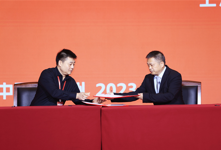 院研究员,中国社会科学院大学教授,博士生导师李勇坚,北京宴董事长