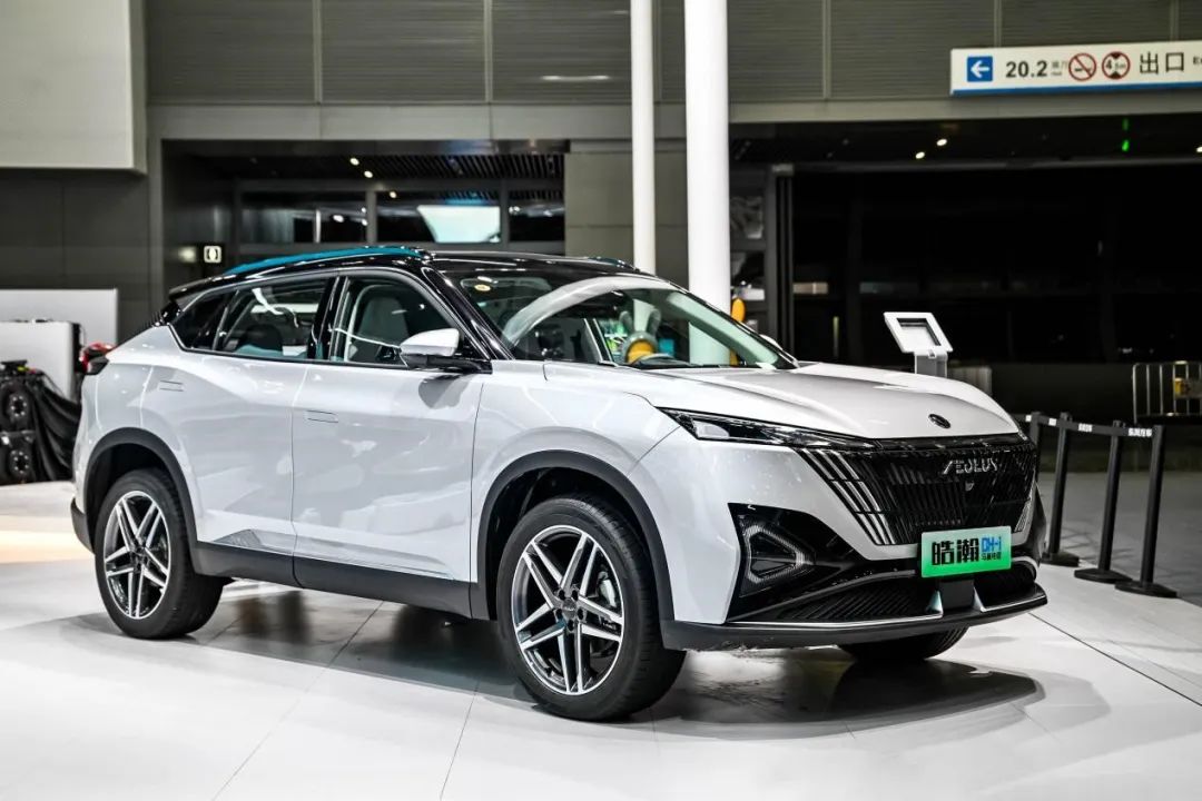 东风风神携皓瀚太空电竞版闪耀广州车展|东风风神_新浪财经_新浪网