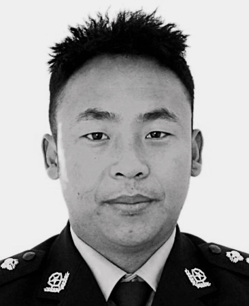 勇救落水群众牺牲,四川凉山"90后"辅警杨小兵告别仪式今日举行