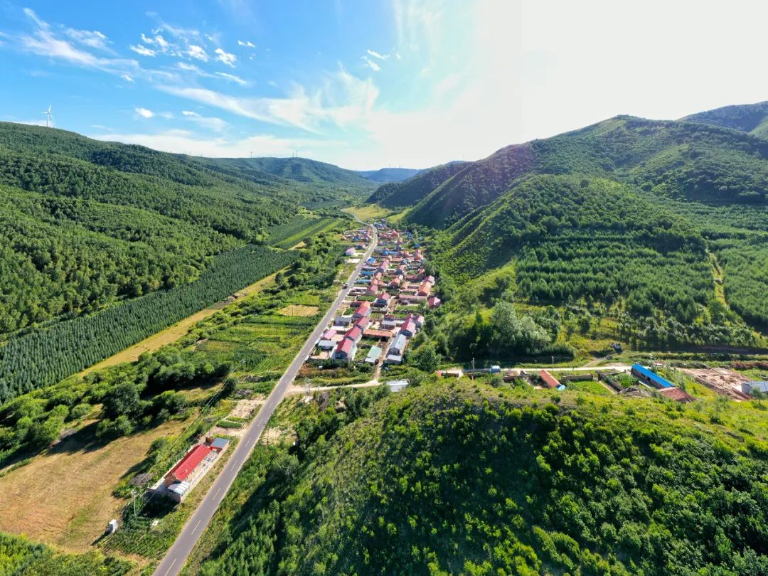 河北省围场县:"三美融合"绘出乡村振兴多彩卷