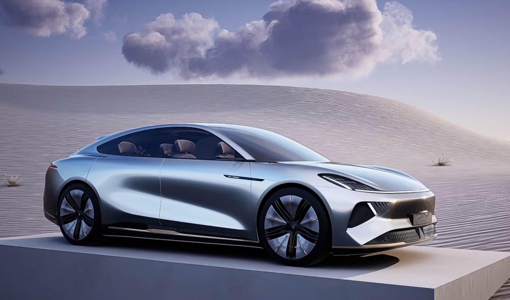 创维汽车首款轿车skyhome首发亮相双8295芯片后排配备足底按摩