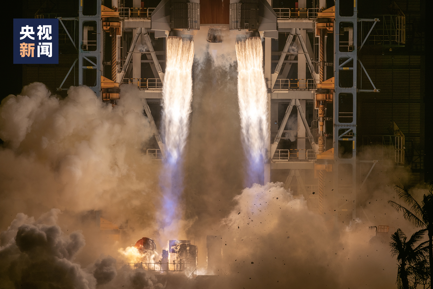 火箭尾焰"拉面"太惊艳!摄影师揭秘→_新浪财经_新浪网