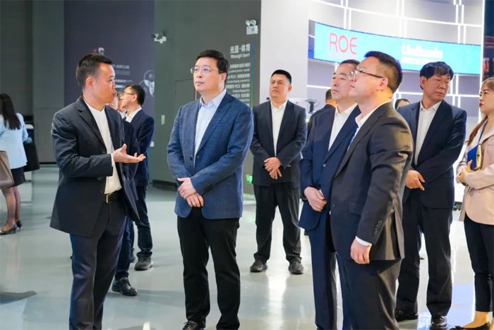 太原市委常委,常务副市长杨继承,市委常委,秘书长裴耀军,副市长李永强