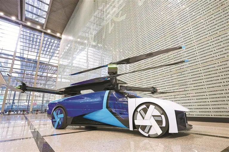 小鹏汇天陆空一体式飞行汽车&nbsp;陆颖 摄
