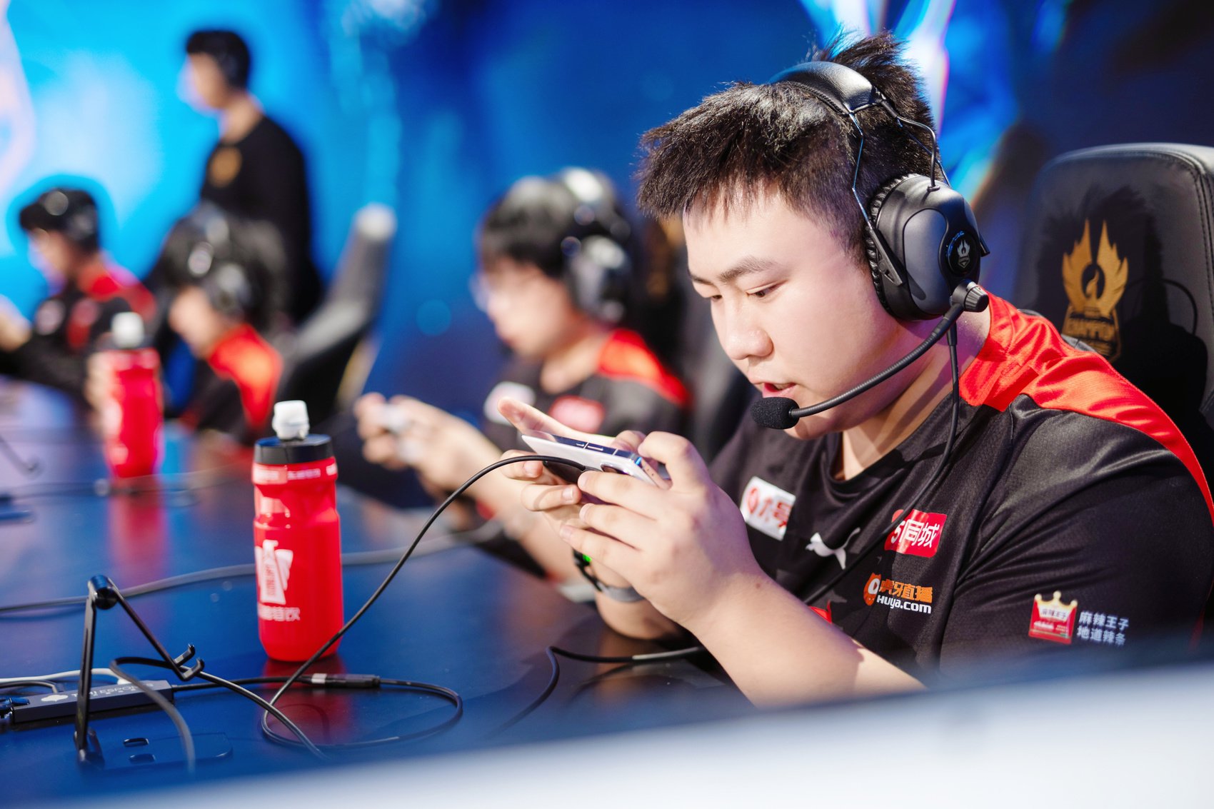 五大高规格赛事落户 成都今年底将迎电竞盛宴|电竞_新浪财经_新浪网