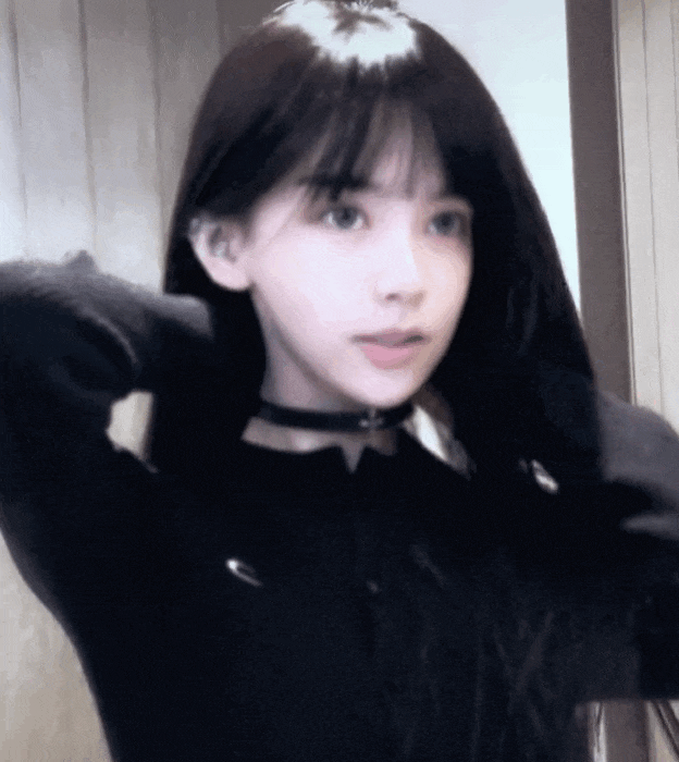 比如如今的dytop级顶流美女@迅猛龙特蕾莎.