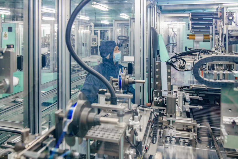 太蓝新能源在两江新区布局了国内首条半固态电池生产线.受访企业供图