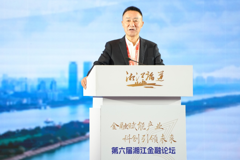 贺徙:科技创新正成为能源转型的内驱动力