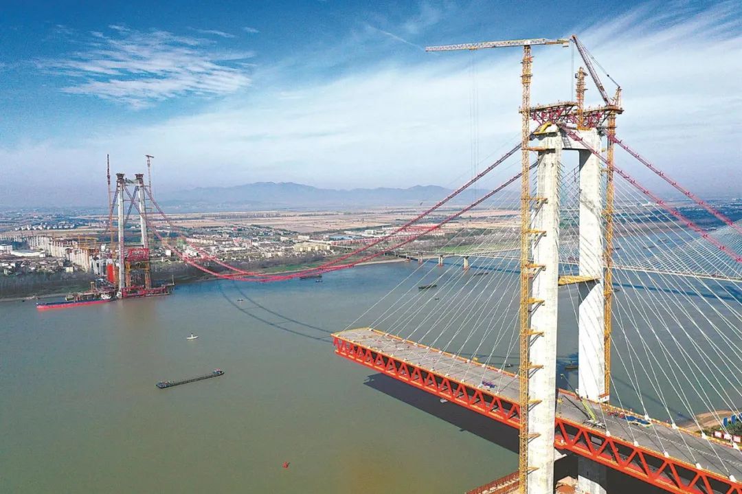 早安安徽|京台高速铜陵长江公铁大桥南北"牵手"|安徽省_新浪财经_新浪