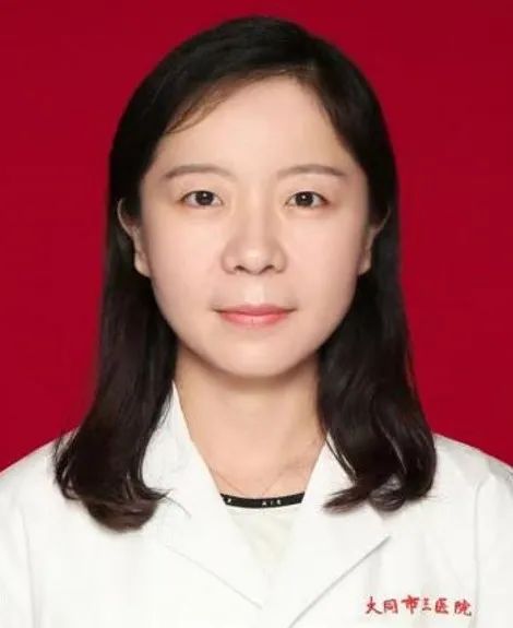 贾冰右:评委:青岛大学附属医院 刘雪梅 教授向上滑动阅览贾冰医生同样