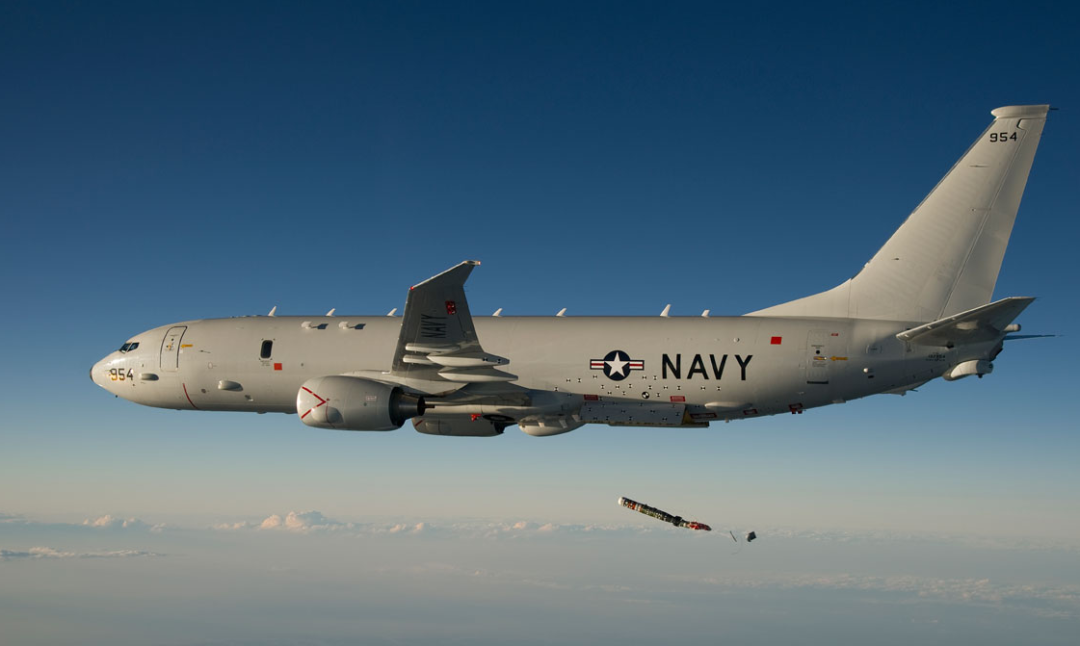 资料图:美军p-8a反潜巡逻机(来源:央视新闻)