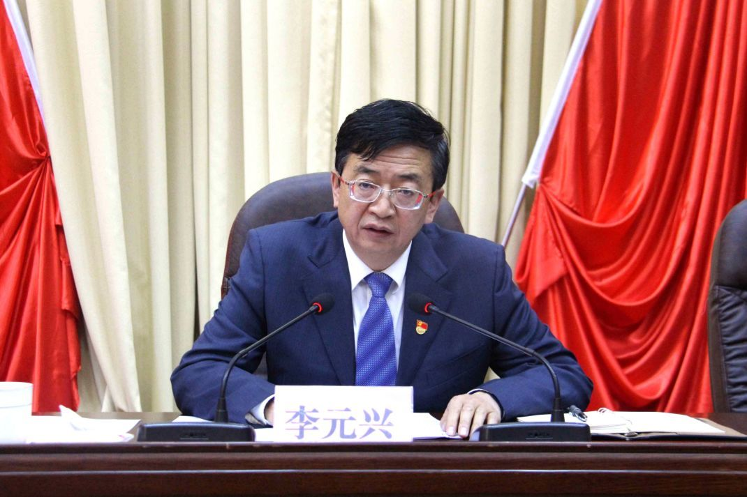 据青海省纪委监委消息:青海省海西州人大常委会党组副书记,副主任,一