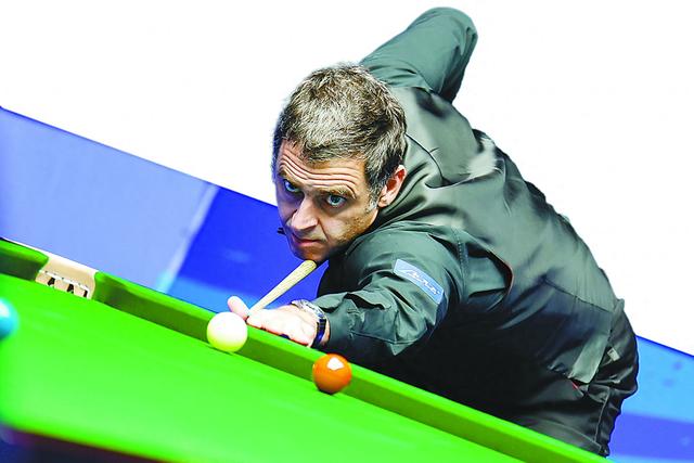 图片说明: 奥沙利文在天津参加斯诺克国际锦标赛. (视觉中国)