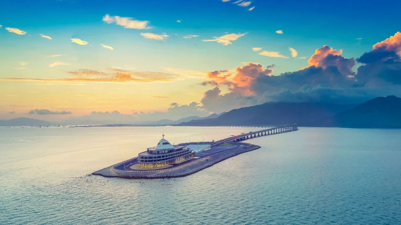 今天公布港珠澳大桥旅游即将试运营