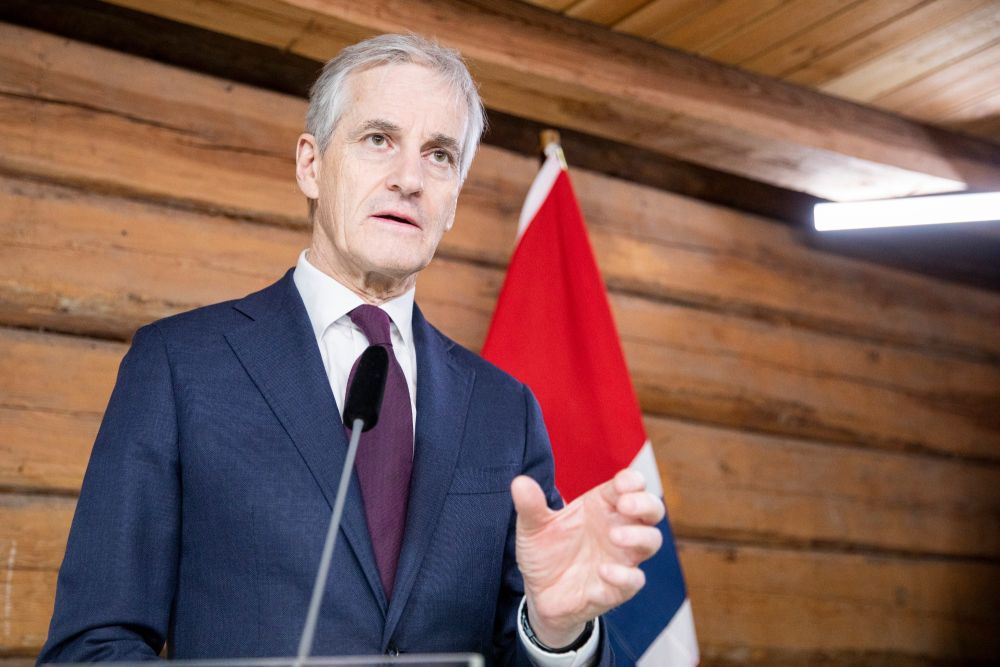 2月22日,挪威首相斯特勒在瑞典哈普松德出席联合新闻发布会.