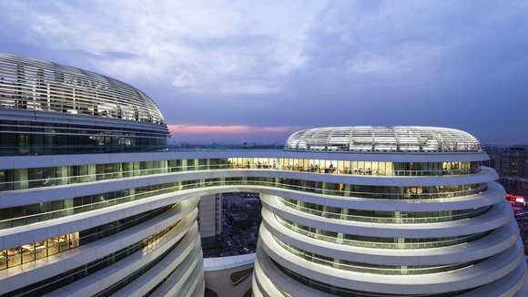 "帝王"往事 买了潘石屹北京银河soho的白酒与煤炭大佬|银河_新浪财经