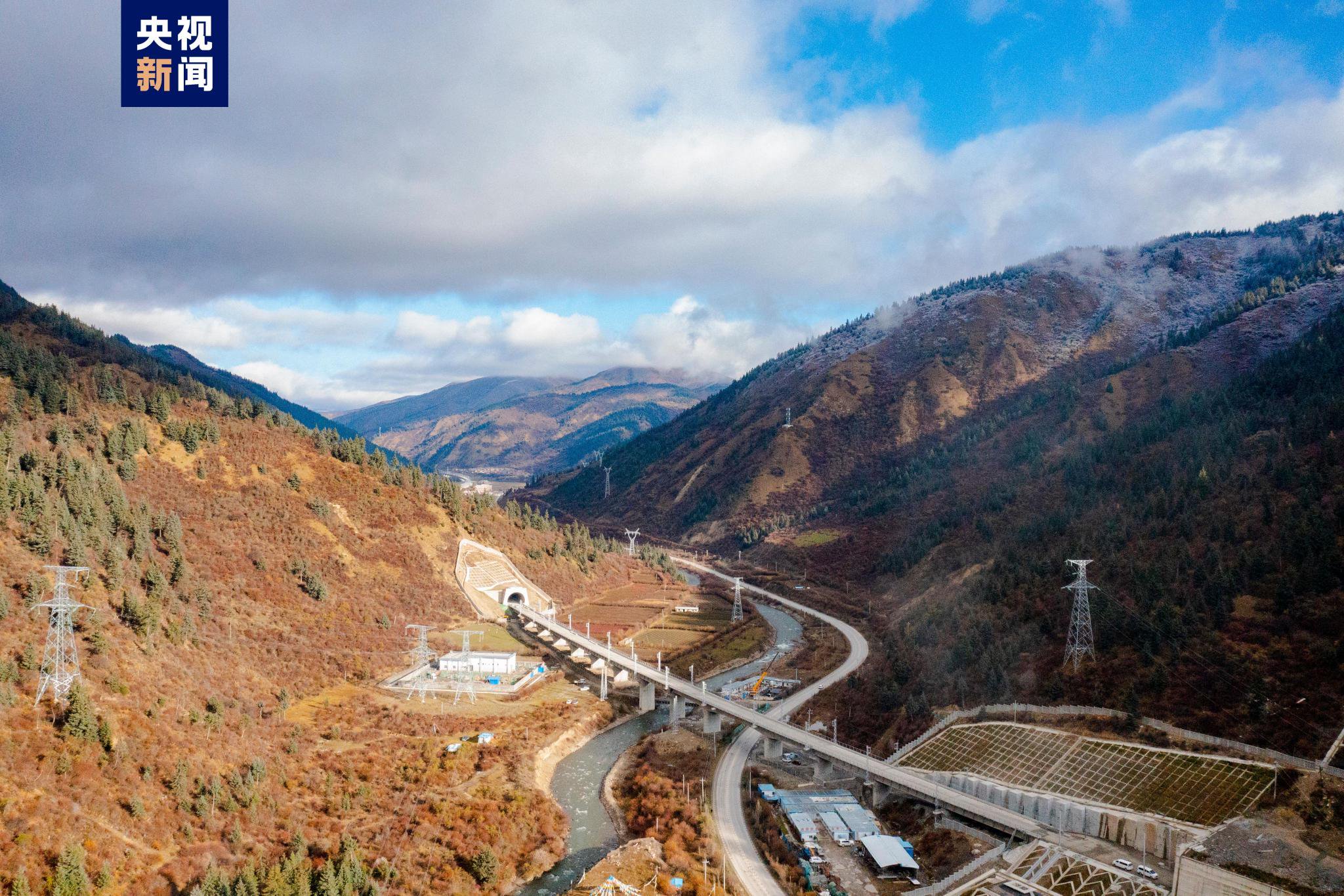 川青铁路青白江东至镇江关段11月28日开通运营|镇江