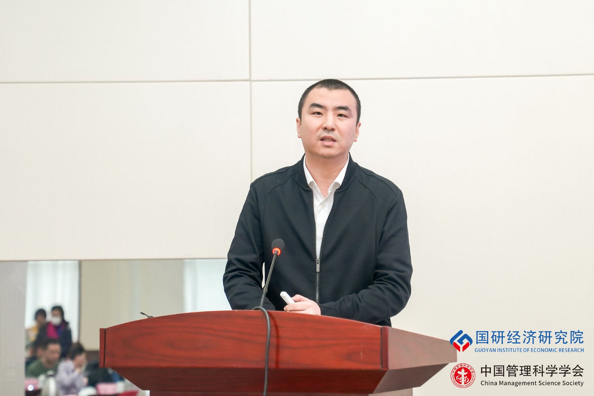 中国经济时报记者在会议间隙专访了河南鲁禹集团董事长李少华