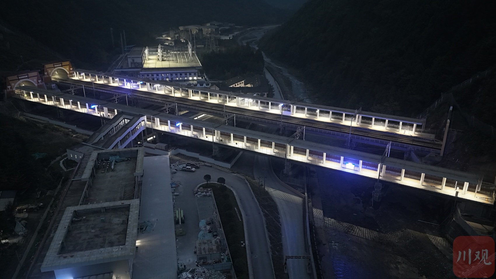 跃龙门隧道.成兰铁路公司供图