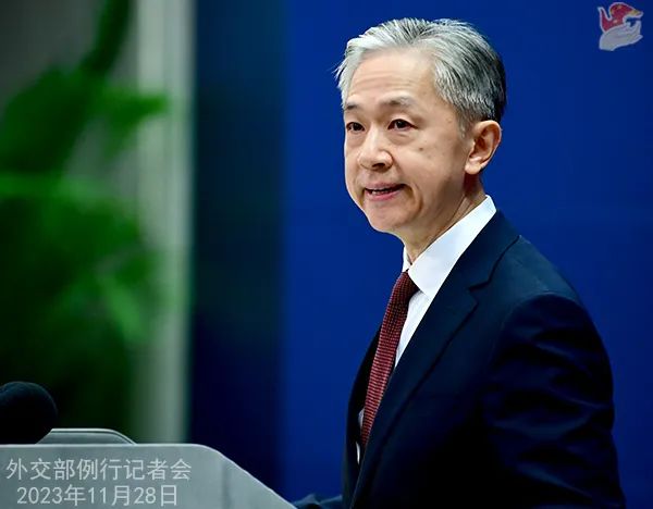 汪文斌主持11月28日外交部例行记者会  图:外交部网站