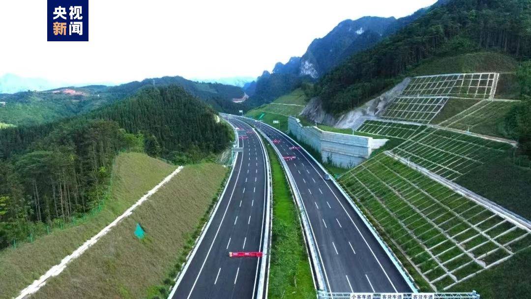 广西天巴高速图片