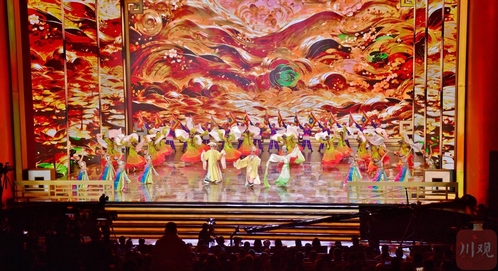 四川省首届川剧汇演汇报演出暨颁奖活动举行.