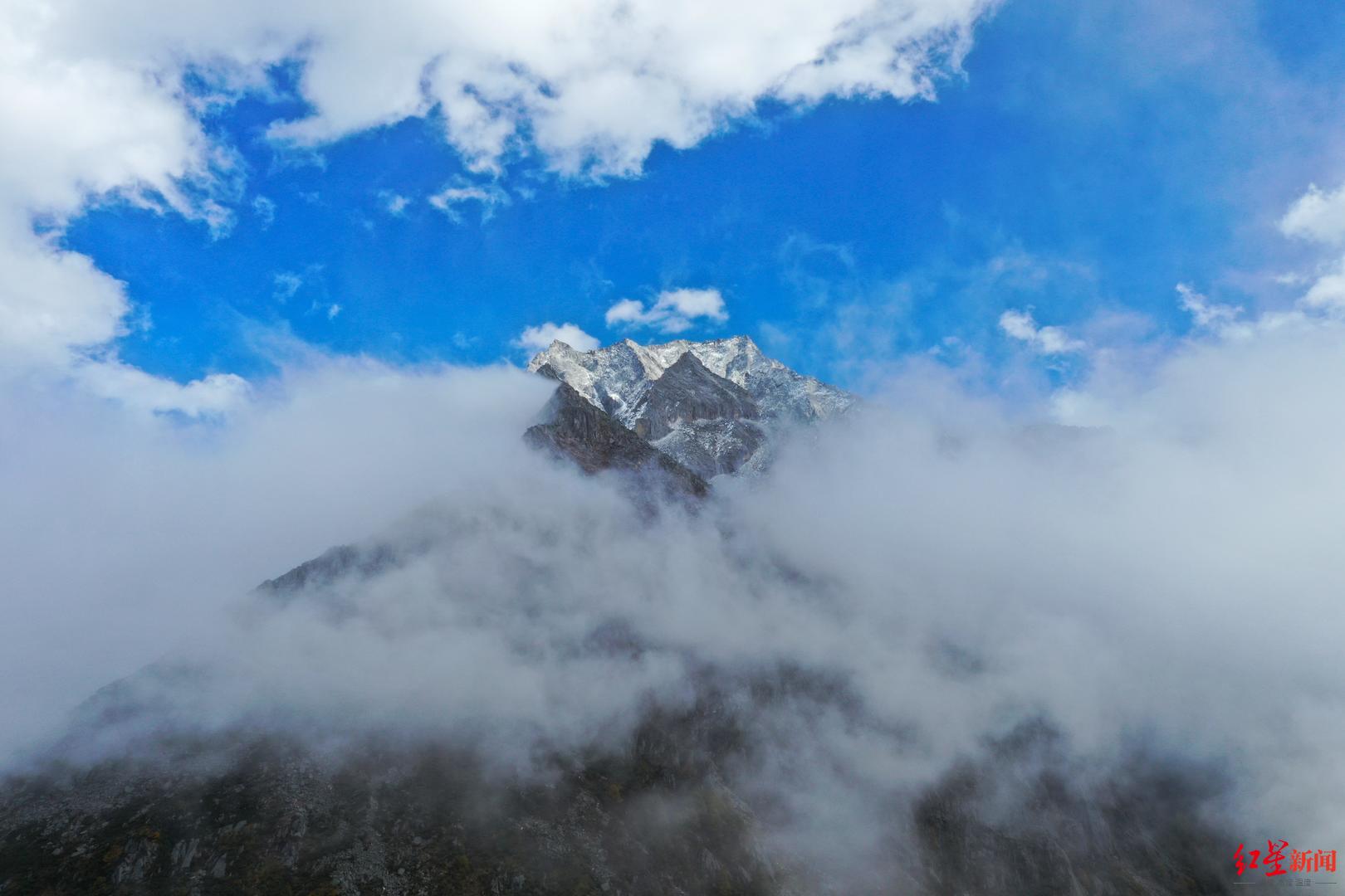 四川三奥雪山暂停户外登山活动因户外登山领域未完全开发配套设施尚不