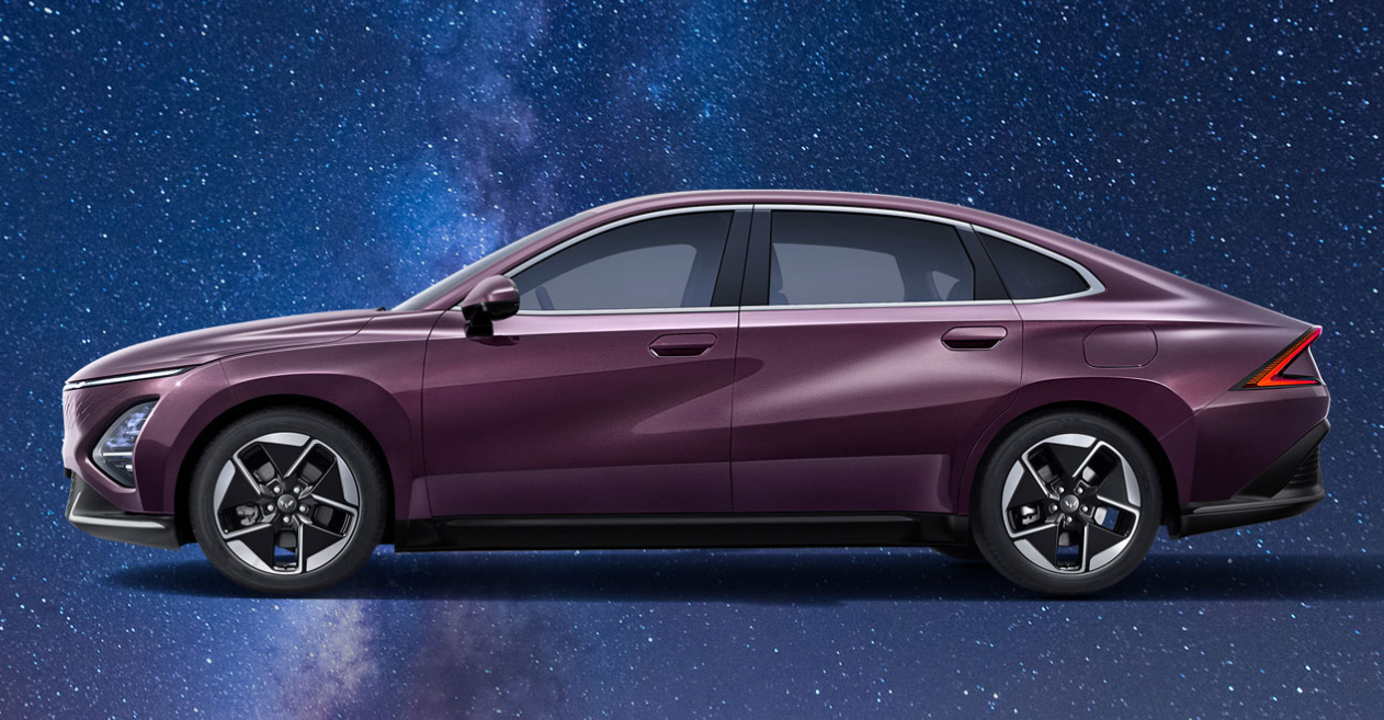 Wuling's first sedan, Xingguang, will be launched in early December: pre-sales start at 93,800 yuan