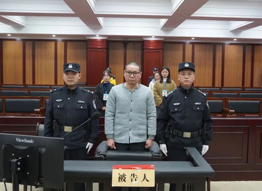 被控受贿1897万余元 贵州省黔南州原副州长刘华龙一审获刑