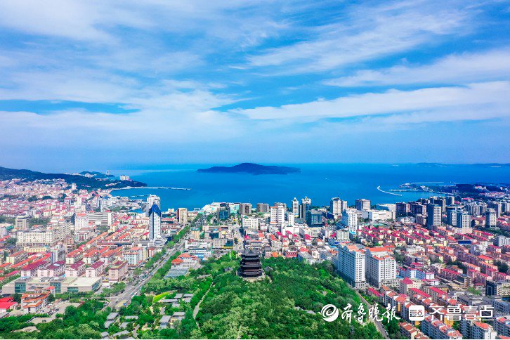 威海市中心.记者 王震摄