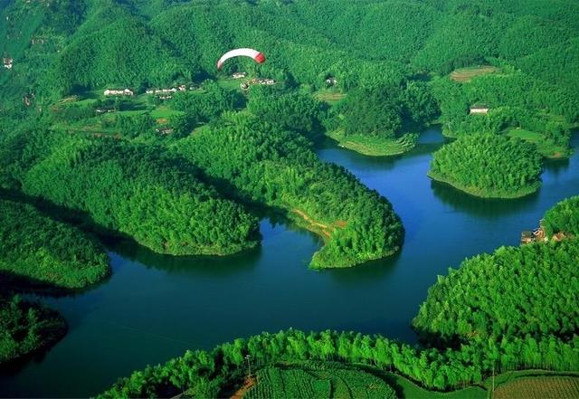 蜀南竹海航拍图(长宁县委宣传部供图)