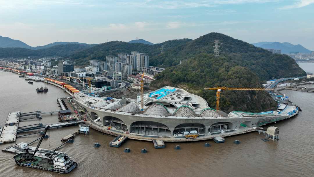 12月3日,浙江省舟山市普陀区东港(半升洞)客运站场及城市广场建设工程