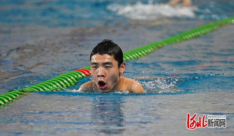 "感动河北"候选人|"无臂飞鱼"郭金城:没有双臂的他,"游"向了世界|残疾