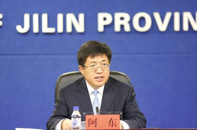共青团中央书记处第一书记阿东已任全国少工委主任|共青团_新浪财经