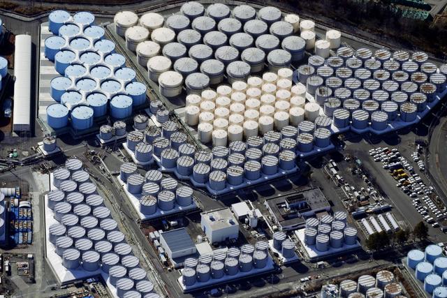 ▲日本福岛第一核电站核污水储水罐。图/新华社