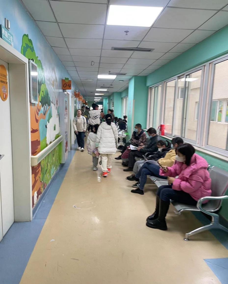 省妇幼保健院儿科门诊.医院供图