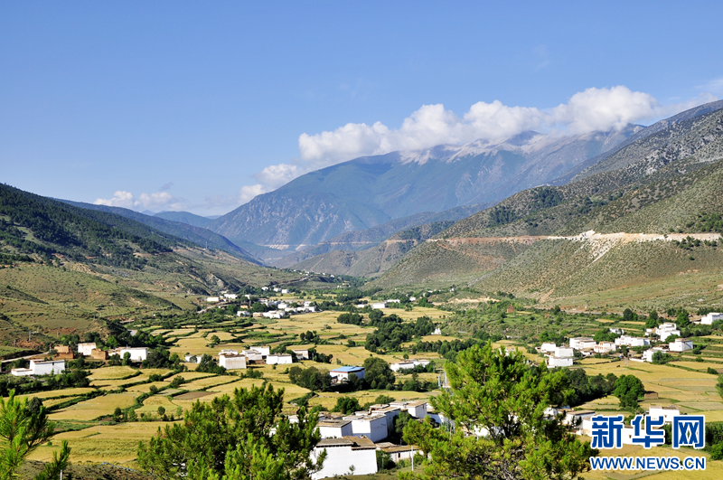 乡村行 看振兴丨四川省得荣县:"峡谷之地"蝶变记|得荣_新浪财经_新浪